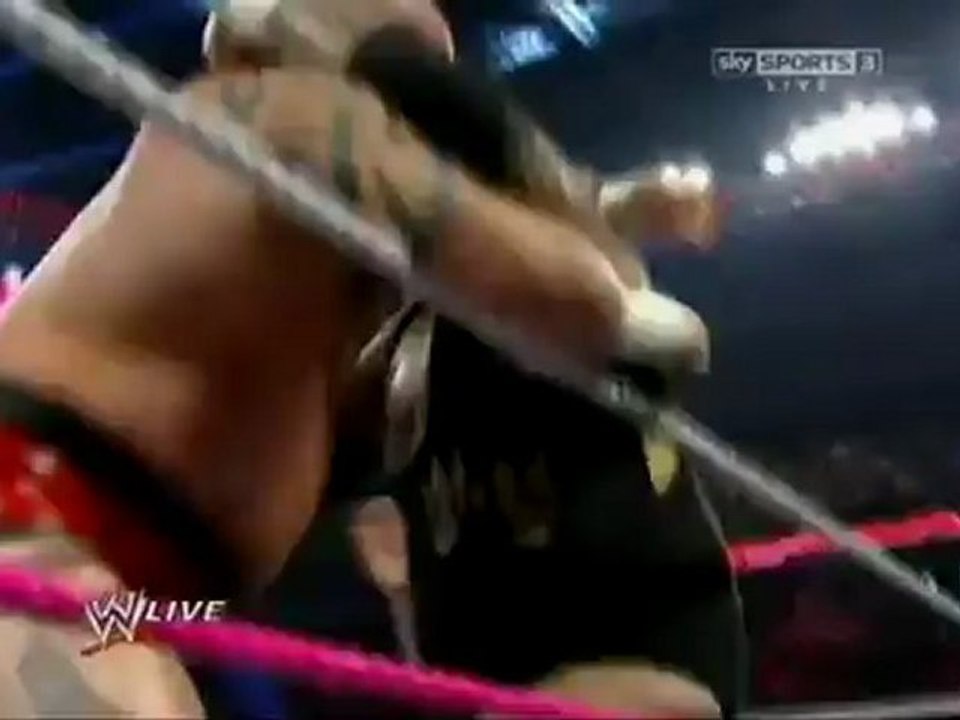 WWE Raw 09/24/12 - Alicia Fox & Layla vs Beth Phoenix & Eve Torres (Kaitlyn Returns) + Naomi & Cameron.