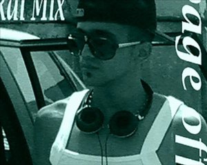 play instru 100 % by dj moh