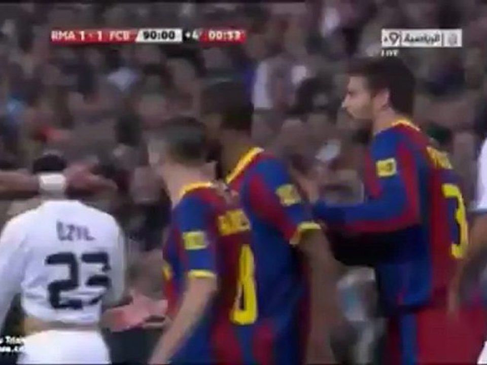 Pepe Fight With Messi بيبى يرعب ميسى
