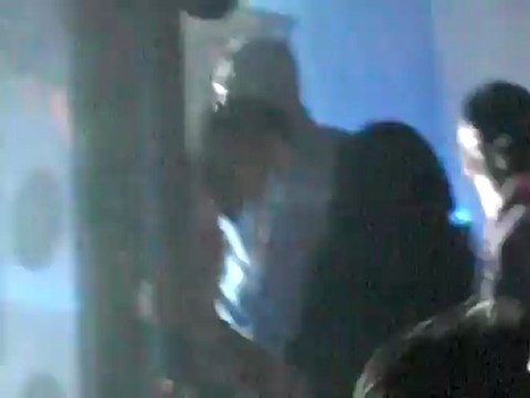 HUGO Y MARIA-BOLO PORRIÑO ANTES DE SUBIR AL ESCENARIO PARTE 1