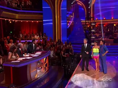 Apolo Anton Ohno & Karina Smirnoff - Cha Cha