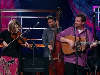 Alison Krauss - Man of Constant Sorrow (LIVE)