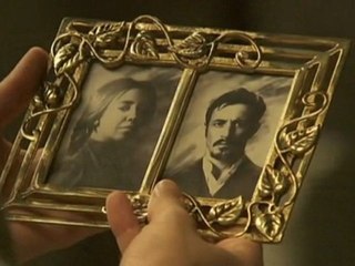 Alfonso y Emilia 406. Ha hecho que su padre y yo seamos unos simples extraños para ella