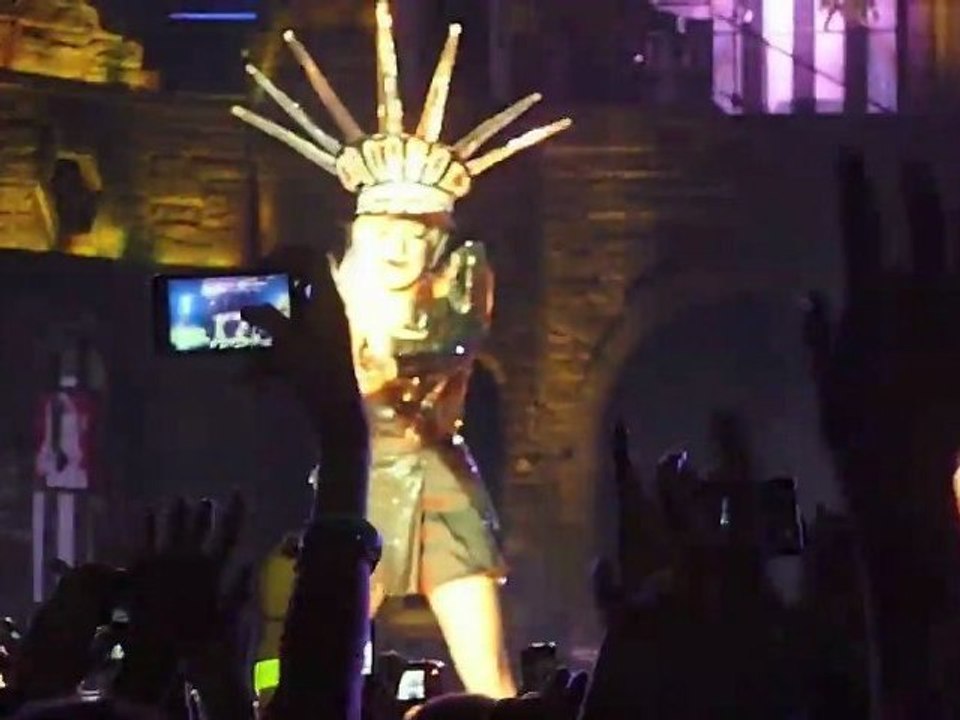 Lady Gaga Stade de France 22 septembre 2012 low