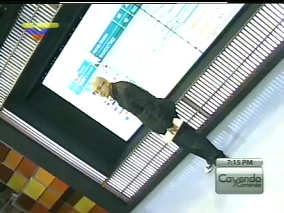 (Vídeo) Cayendo y Corriendo del día Lunes, 24.09.2012  (1/ 2)