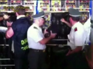 Livorno - Sequestrati oltre 15mila utensili e macchinari (25.09.12)