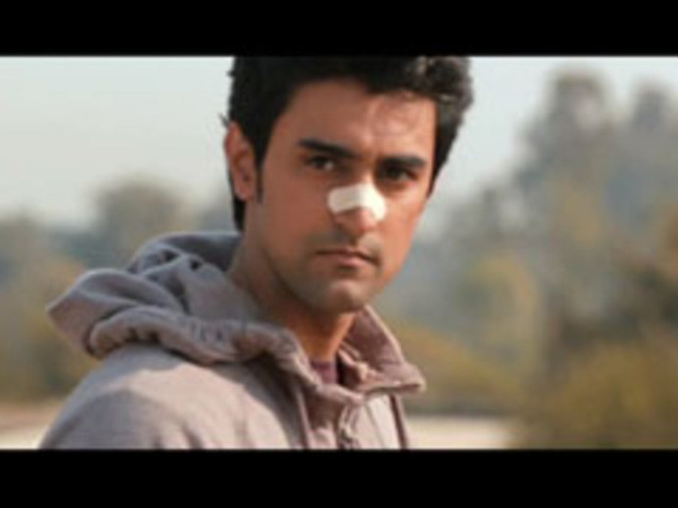 Luv Shuv Tey Chicken Khurana - Kunal Kapoor's Role Revealed