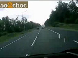 Video2choc.com - Accident choc conduire ou dormir il faut choisir