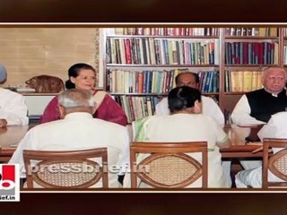 Sonia Gandhi backs PM, slams BJP at CWC meet