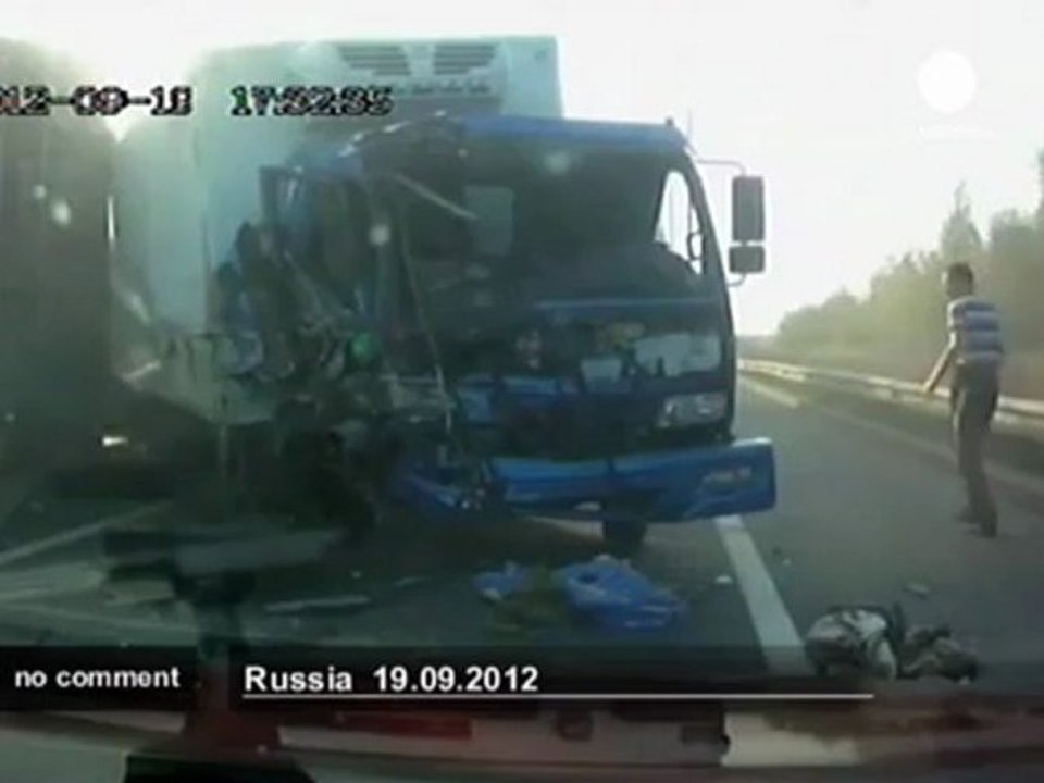 Russian truck driver has lucky escape - no comment