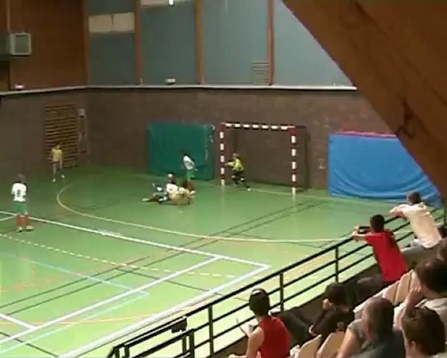 21-04-07  Finale Coupe Futsal benjamin - RCC-Oissel  2-4  1ère MT