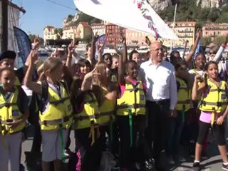 Les collégiens embarquent pour voir les Régates de Nice