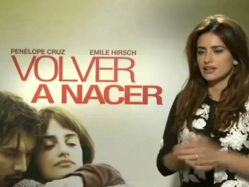 Penélope Cruz presenta su último trabajo "Volver a nacer" en San Sebastián