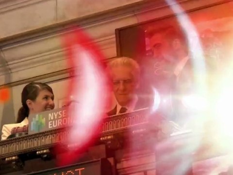 Robert Pattinson and Kristen Stewart Living Together Again