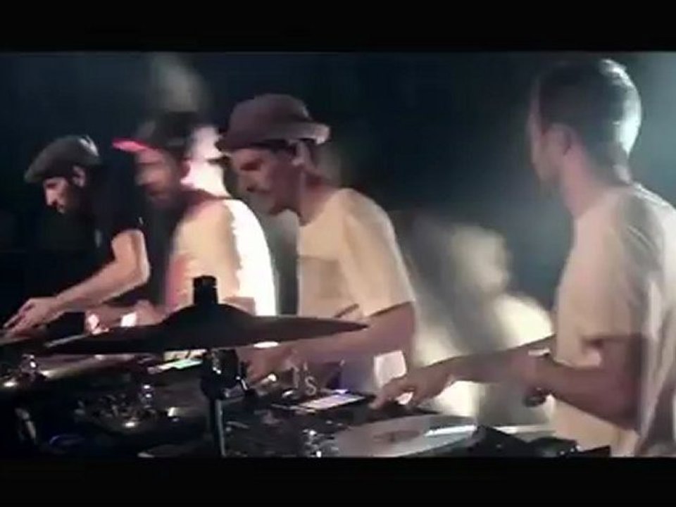 C2C ► Arcades Live (2012)