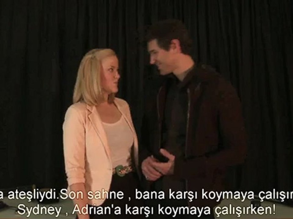 Kanbağı - Adrian ve Sydney ile Tanışın!