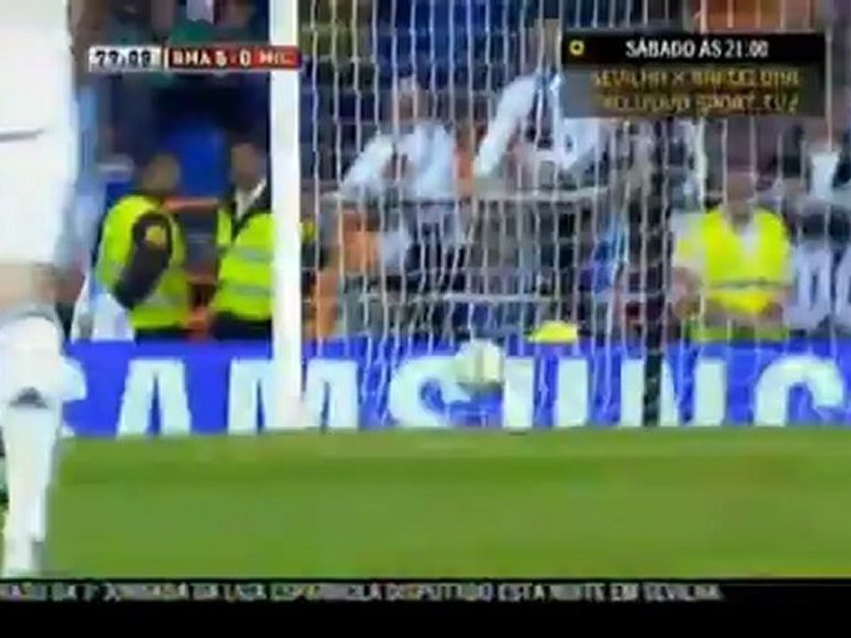 Gol de Benzema (8-0)