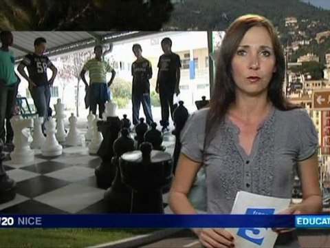 Les jeux d'échecs s'invitent dans les cours d'écoles