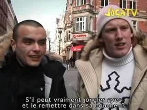 Zlatan jongle avec un chewing gum