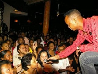 PATRICE reflechit avant de parleravi