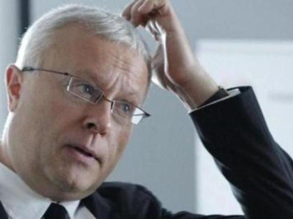 Russian tycoon charged with hooliganism
