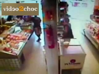 Video2choc.com - Elle tue 1 voleur à bout portant