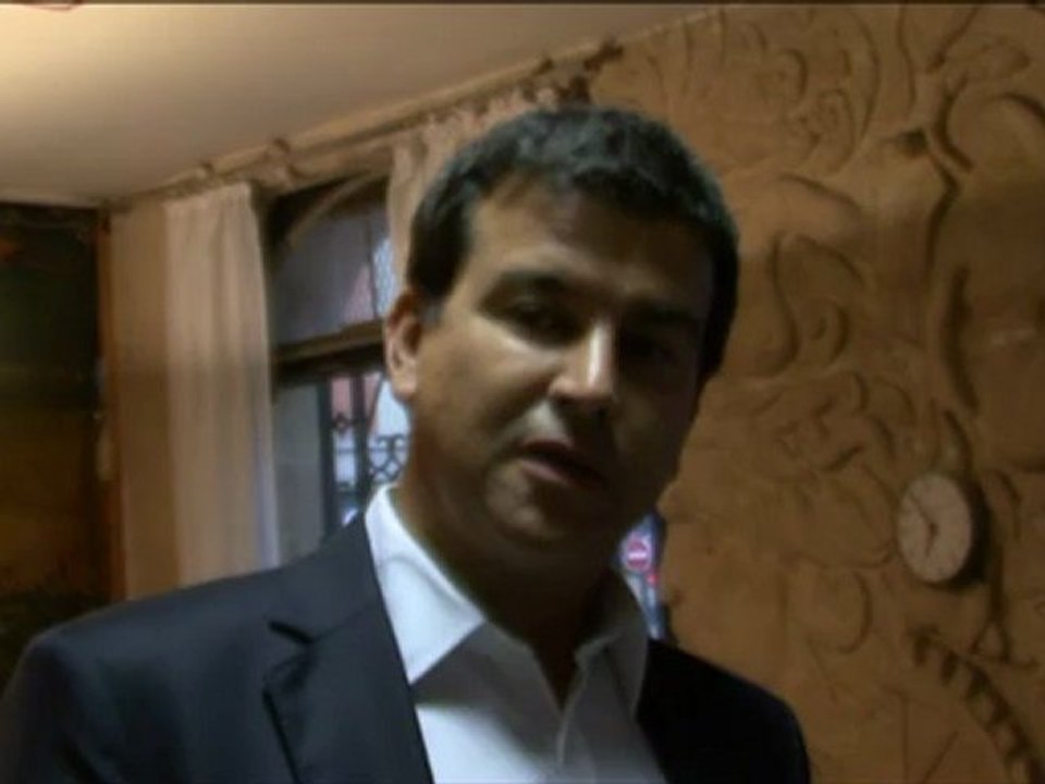 Faut-il réduire le budget de la Défense ?  Nicolas Dhuicq député