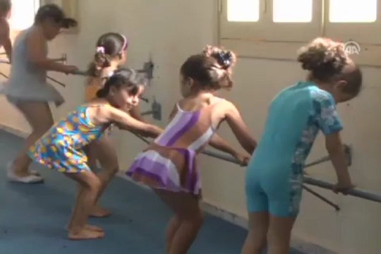 Gazze'de ''bale'' açılımı