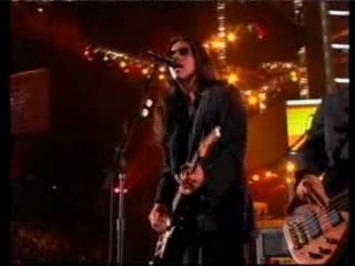 Black eyed peas  live