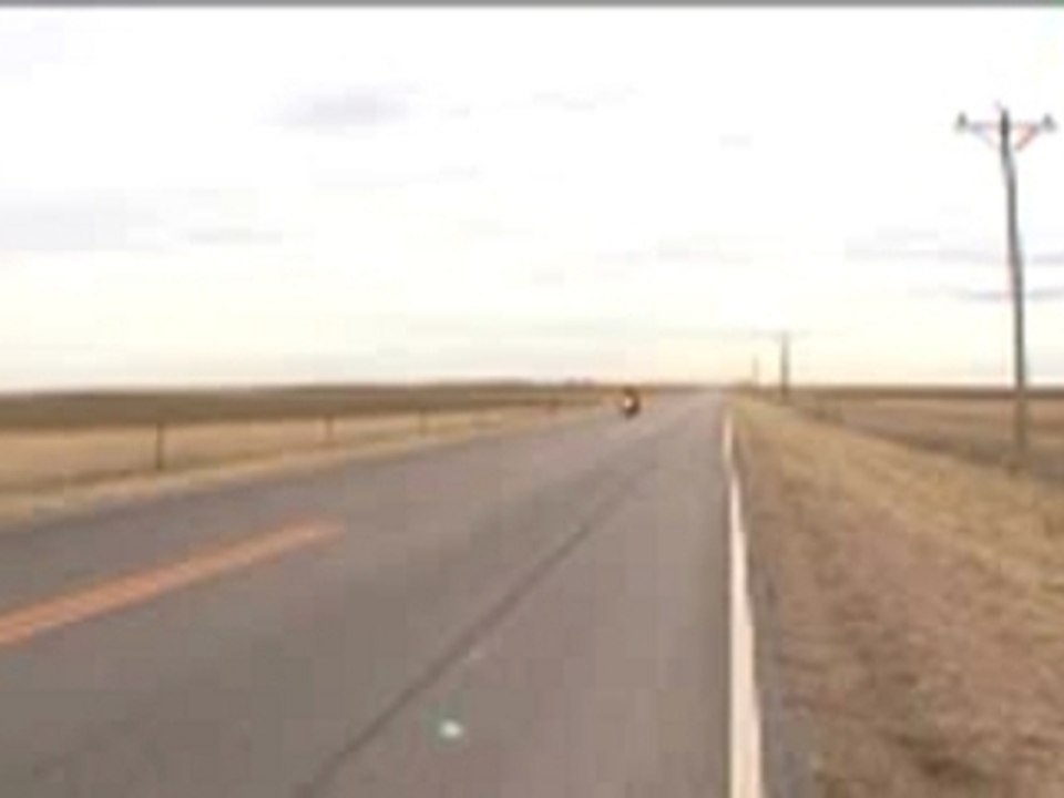 stoppie ! aie aie aie