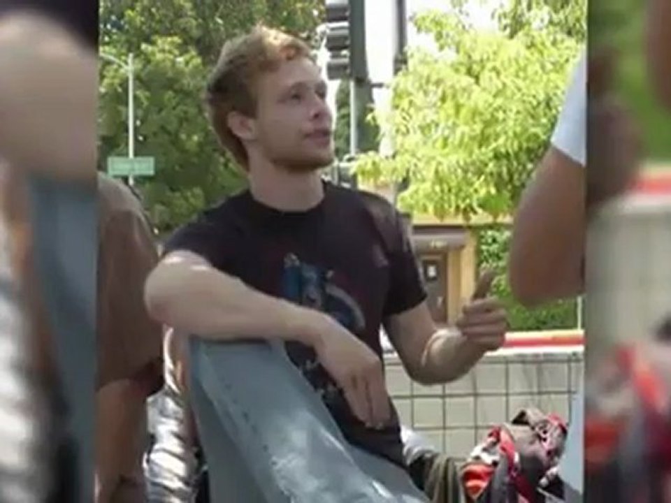 Johnny Lewis Found Dead