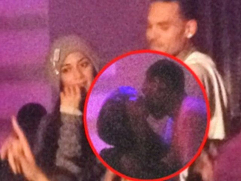 Nicole Scherzinger And Chris Brown Deny Kissing Each Other!  - Hollywood Hot