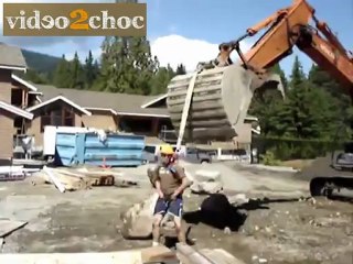 Video2choc.com - Rodolphe au travail sur un chantier