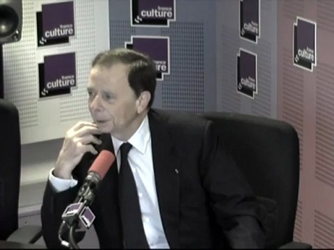 Les matins - L’industrie automobile entre plans sociaux