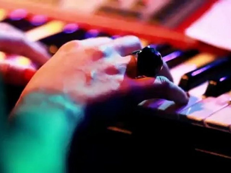 She Past Away - Ruh (Live)