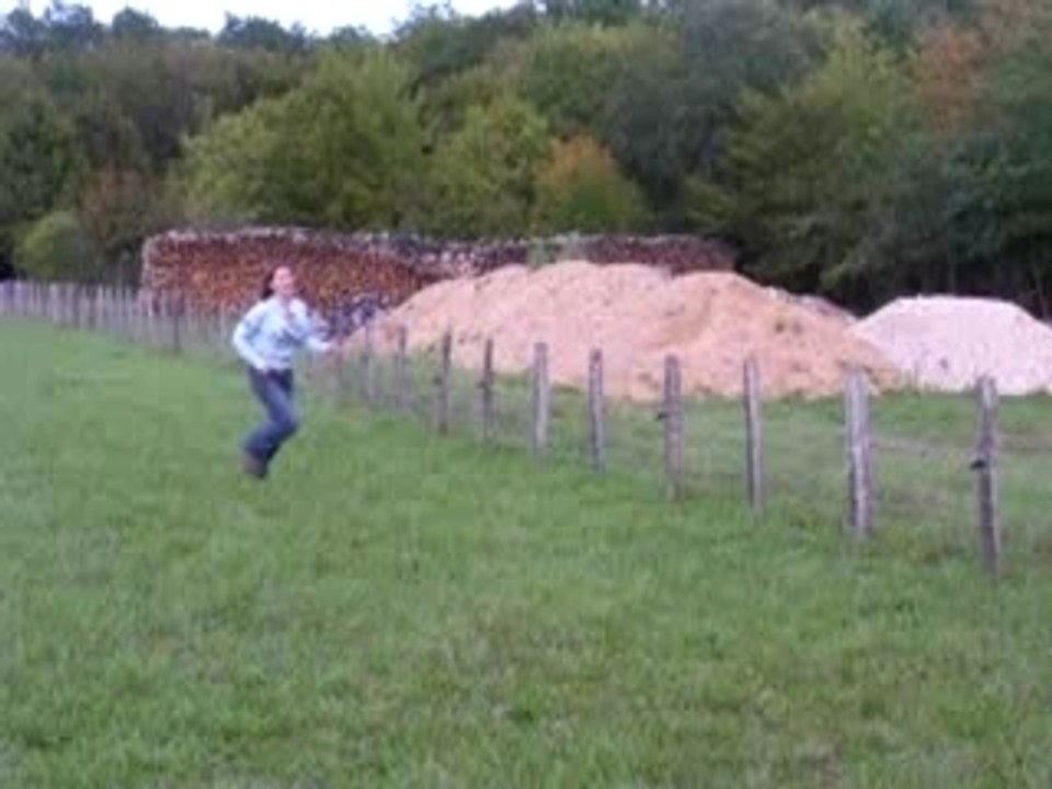 Emilie à l'obstacle