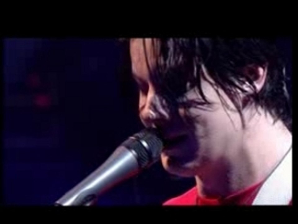 The White Stripes - Hotel Yorba (Live)