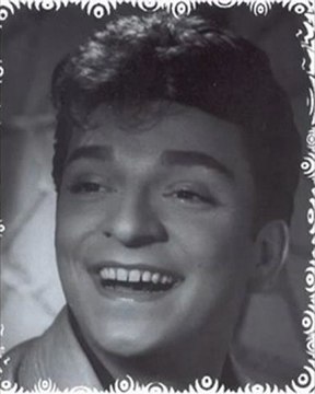 Zeki Müren - Ağlatırsa Mevlam, Yine Güldürür