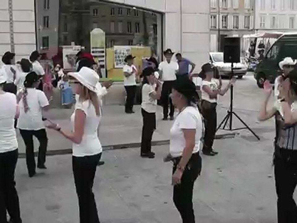 PIC'ASSOS    just  dance  niort