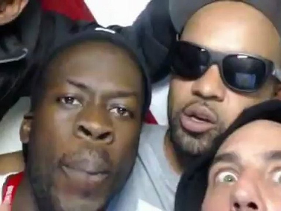 Grems dans le vidéomaton de Marsatac - 28/09/12 Dock des Suds (Marseille)