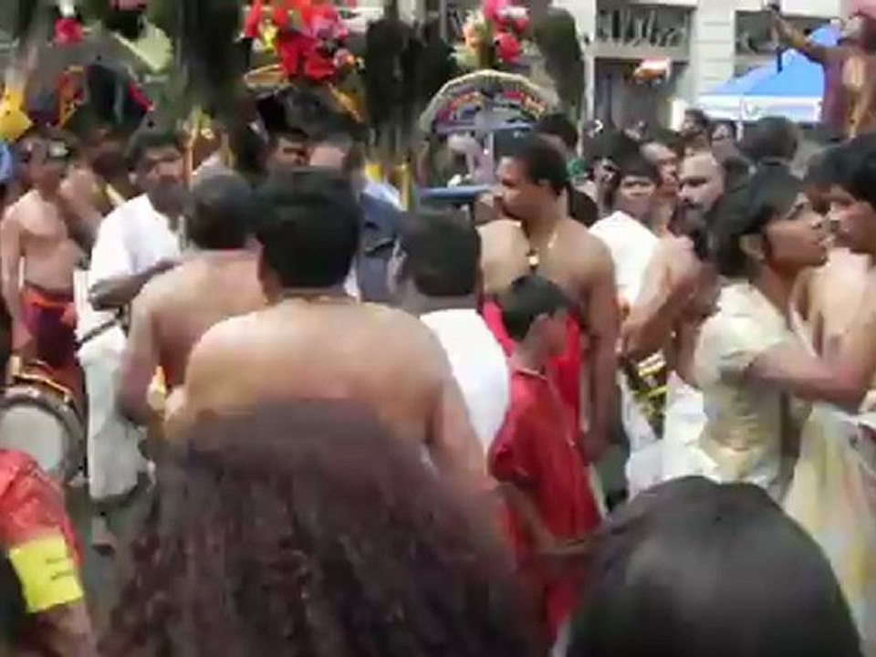 Paris - La Chapelle - Fête de Ganesh (5/12)