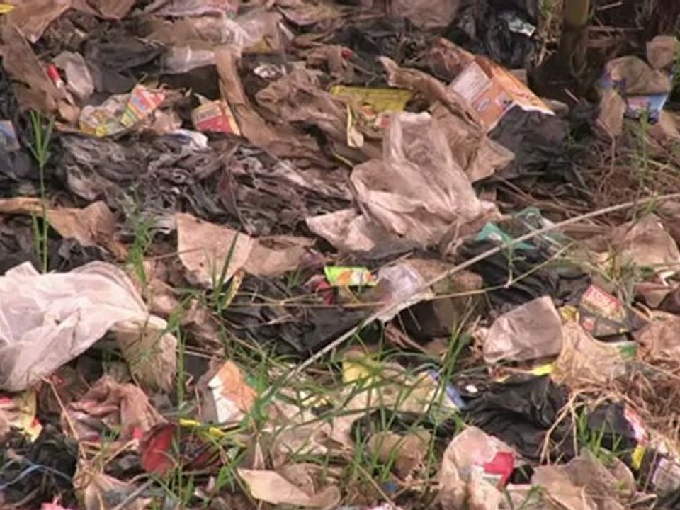 Dreckigster Fluss der Welt macht Indonesier krank