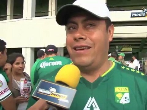 MT - Color: León vs Mty, 28 de septiembre 2012