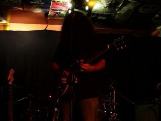 Extrait 1 "58 Shots" au Roger's Café le 28/09/2012