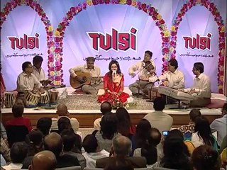 ZAARA SHIRAZEE IN TULSI SHOW GHERON PE KARAM   APNO ME SITAM.