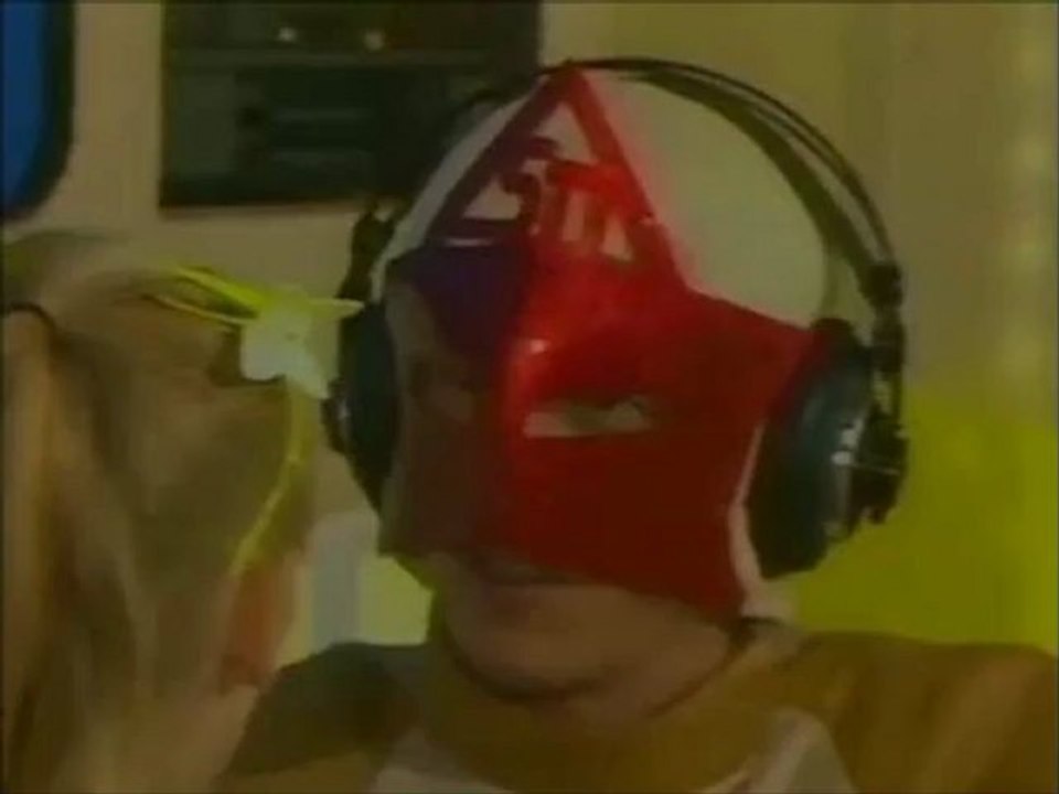 Coucou, tu veux voir...