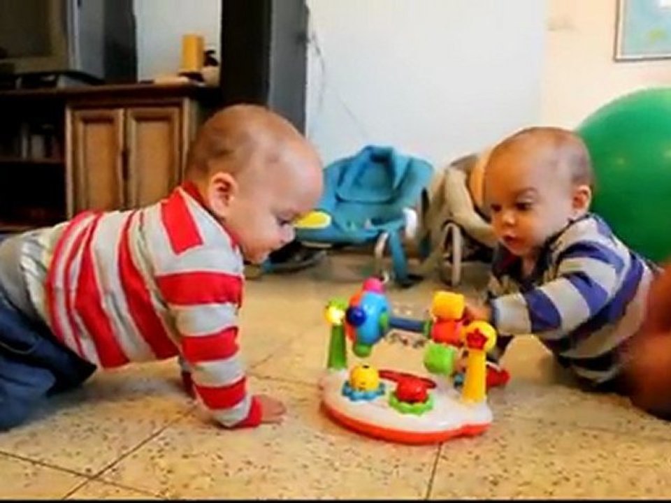 Twin Babies Groove to the Music