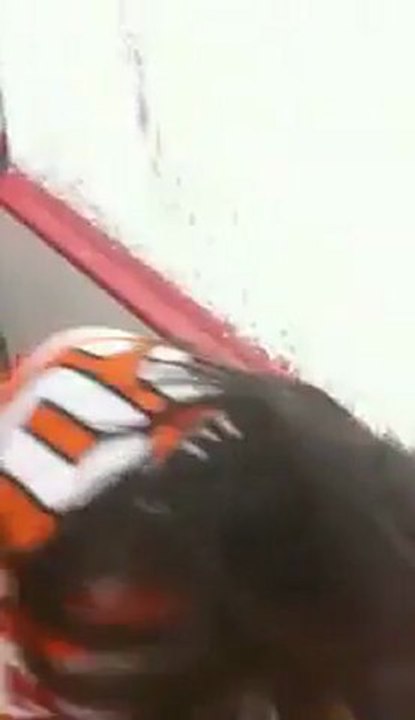 Drunken Fan Gets Owned