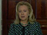 Clinton warns Assad to implement UN plan