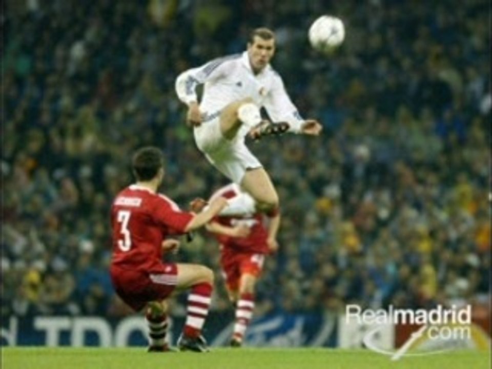 Et Le 10Ème Jour, Zizou Créa Le Foot